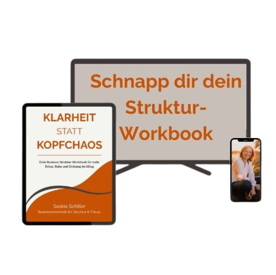 Grafik mit CTA: Bildschirmtext „Schnapp dir dein Struktur-Workbook“, daneben Tablet mit Cover „Klarheit statt Kopfchaos“ und Smartphone mit Porträtfoto.